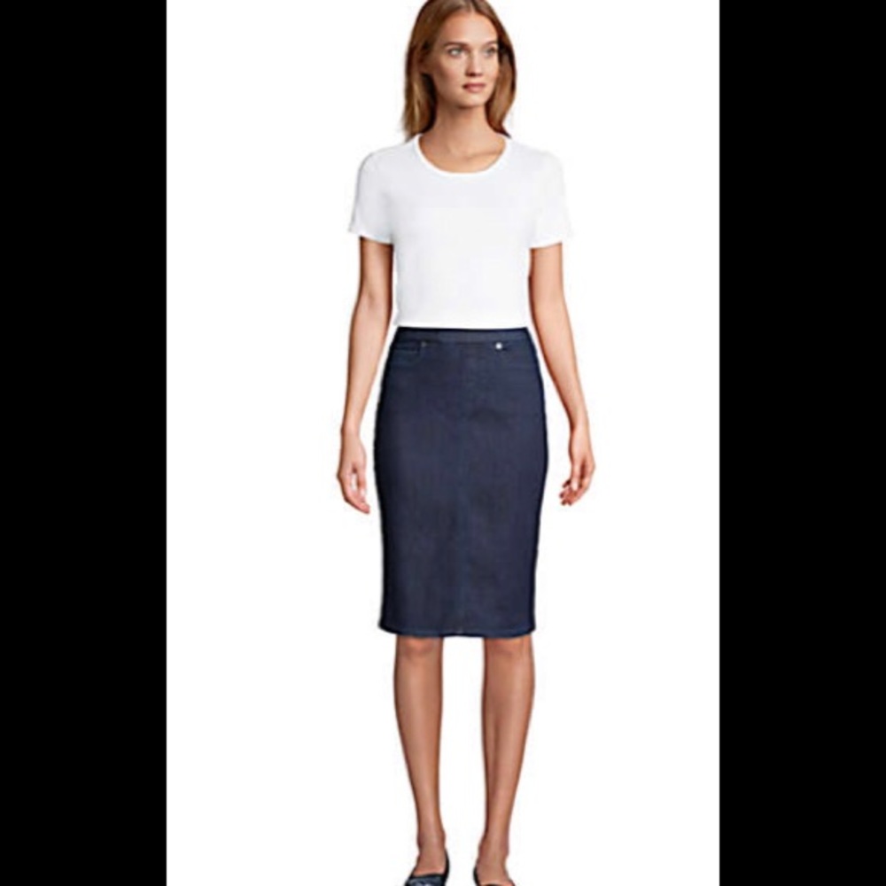 Lands end Jean pencil skirt.  Size 6.